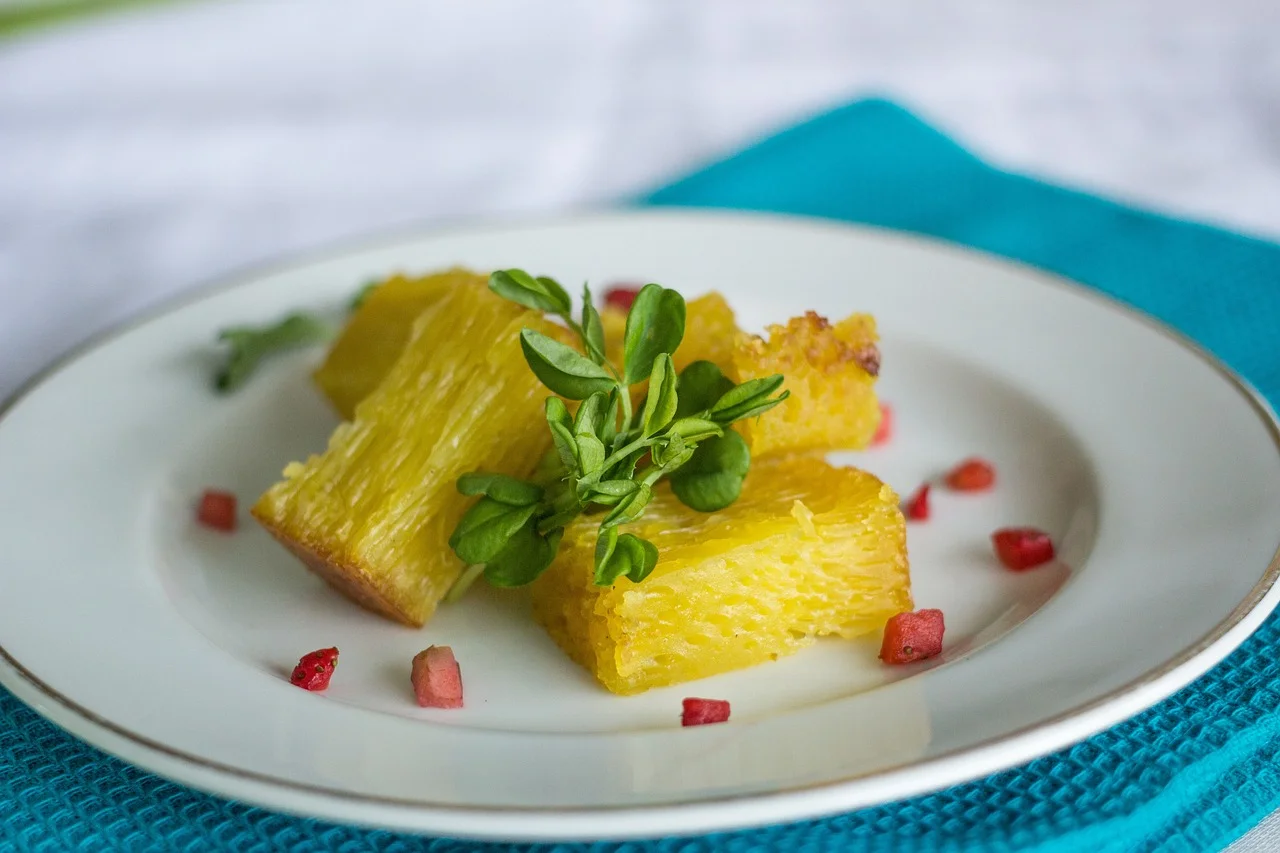 Menemukan Oleh-Oleh Kuliner Indonesia yang Tak Tertandingi 3 Bika Ambon