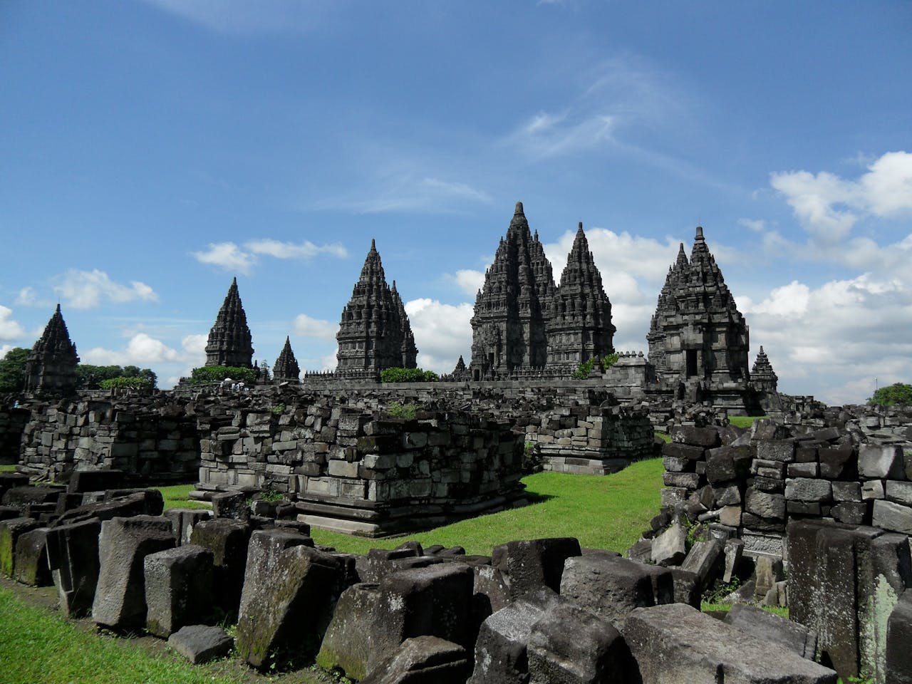 Sejarah Candi Prambanan